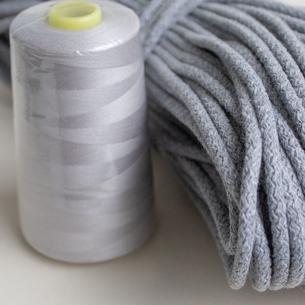 Thread LIGHT GRAY 4500m