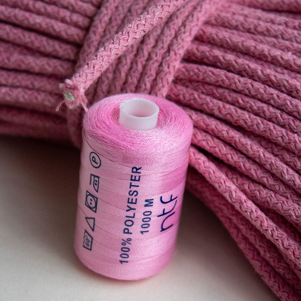 Thread BABY PINK 1000 meters