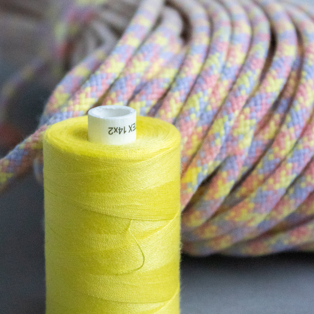 Thread LIGHT YELLOW 1000 meters
