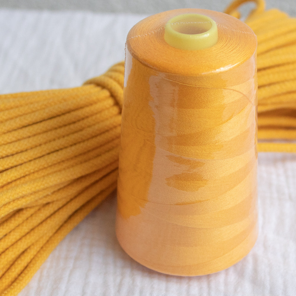 Thread YELLOW 4500 meters