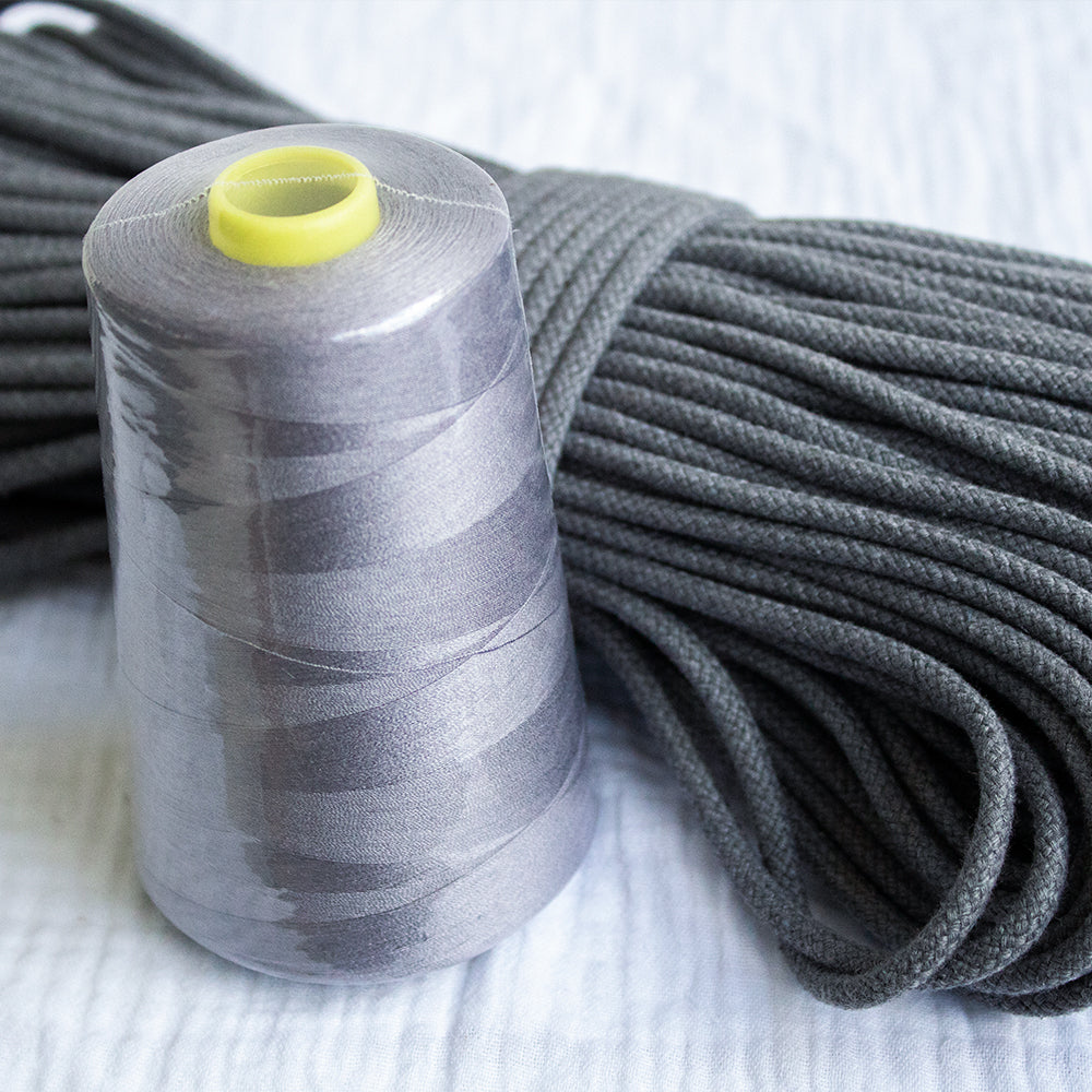 Thread DARK GRAY 4500 meters