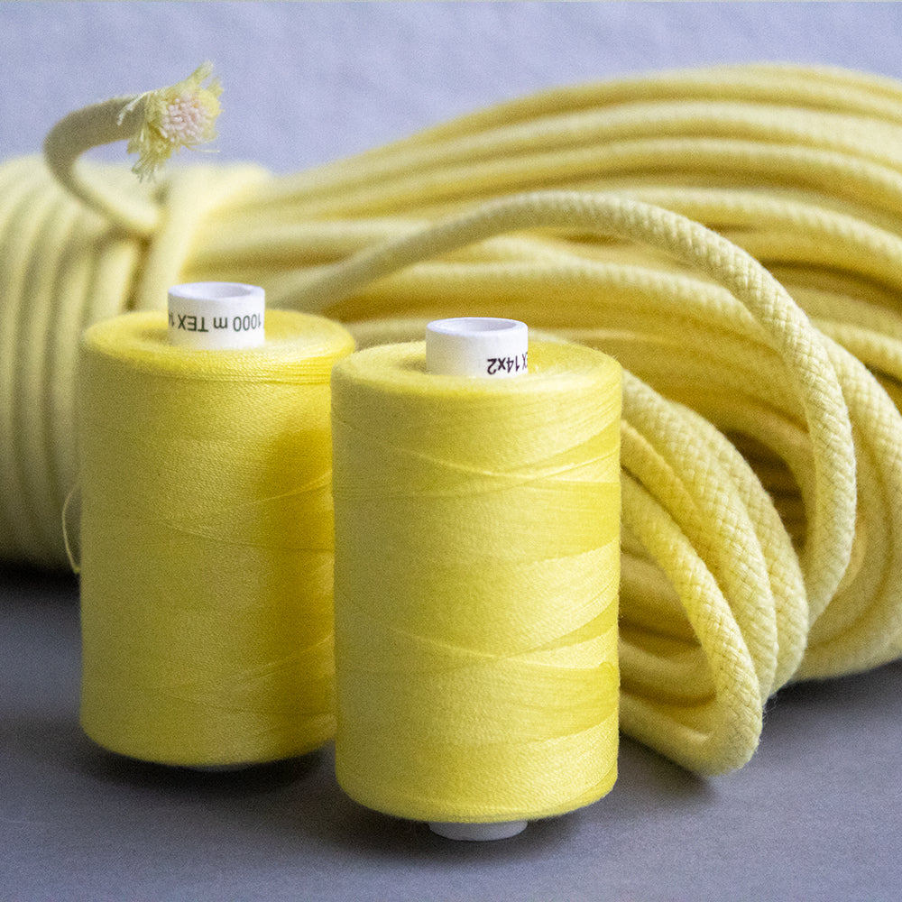 Thread LIGHT YELLOW 1000 meters