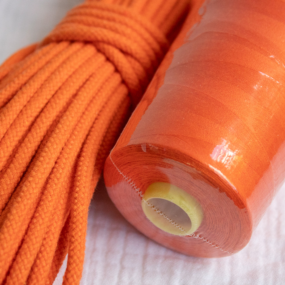 Thread ORANGE 4500 meters