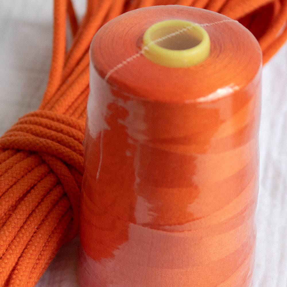 Thread ORANGE 4500 meters