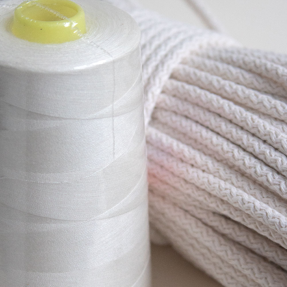 Thread Ivory (OFF WHITE) 4500 meters