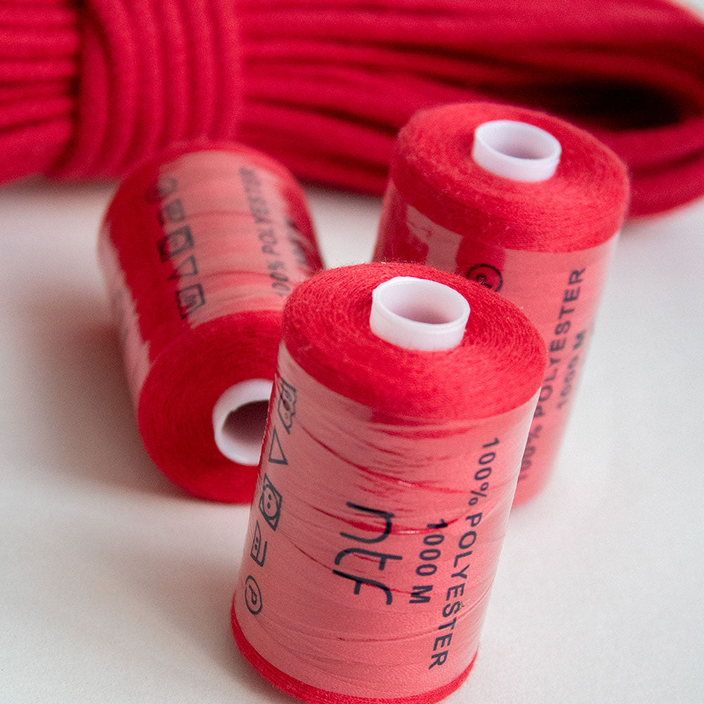 Thread RED 1000 meters