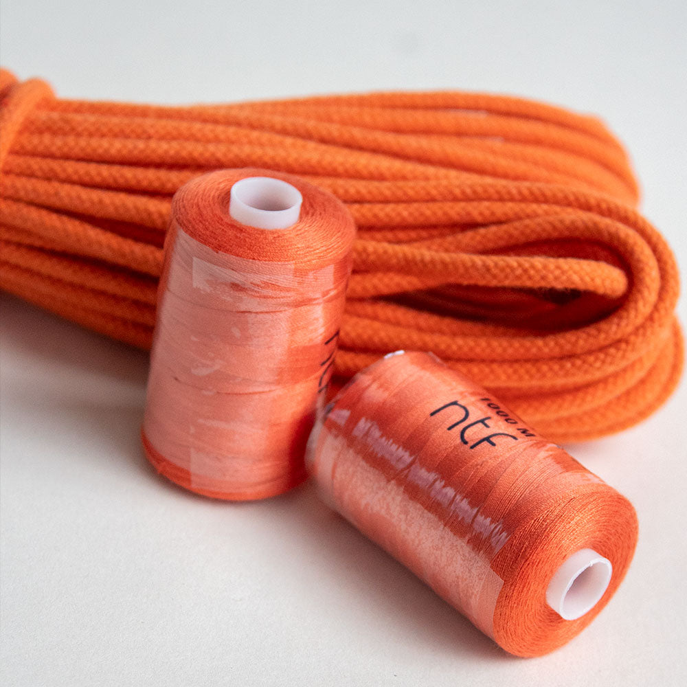 Thread ORANGE 1000 meters